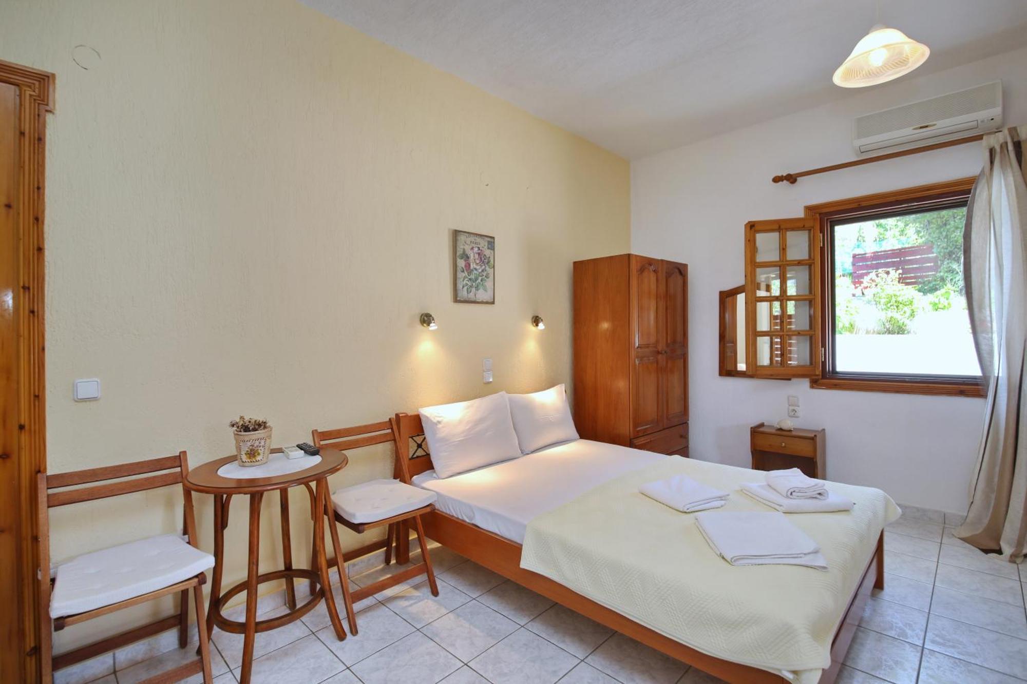 Elsa Stafilos Skopelos Town Exterior photo